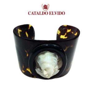 Bracciale corno cameo e conchiglia