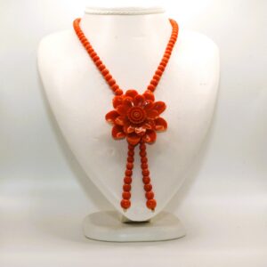 Collana in corallo sardo con fiore